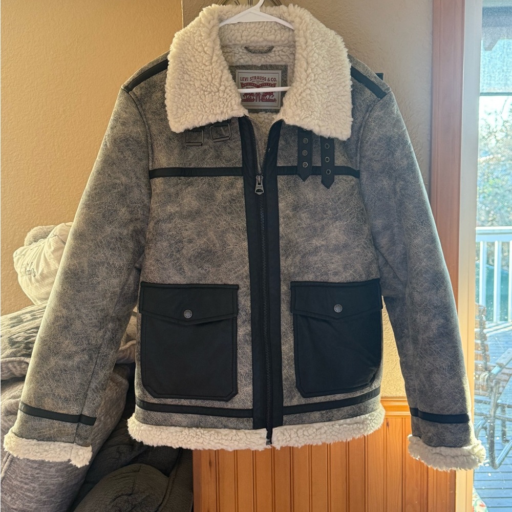 Levi’s Men's Shearling Aviator Jacket - Picture 7 of 11